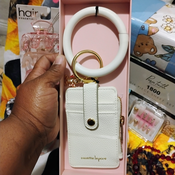 Pink Hair Clips Set - Picture 9 of 10